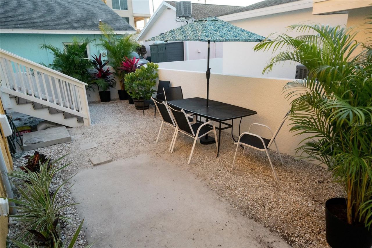 130 177th Ter W, Redington Shores, FL 33708 Photo