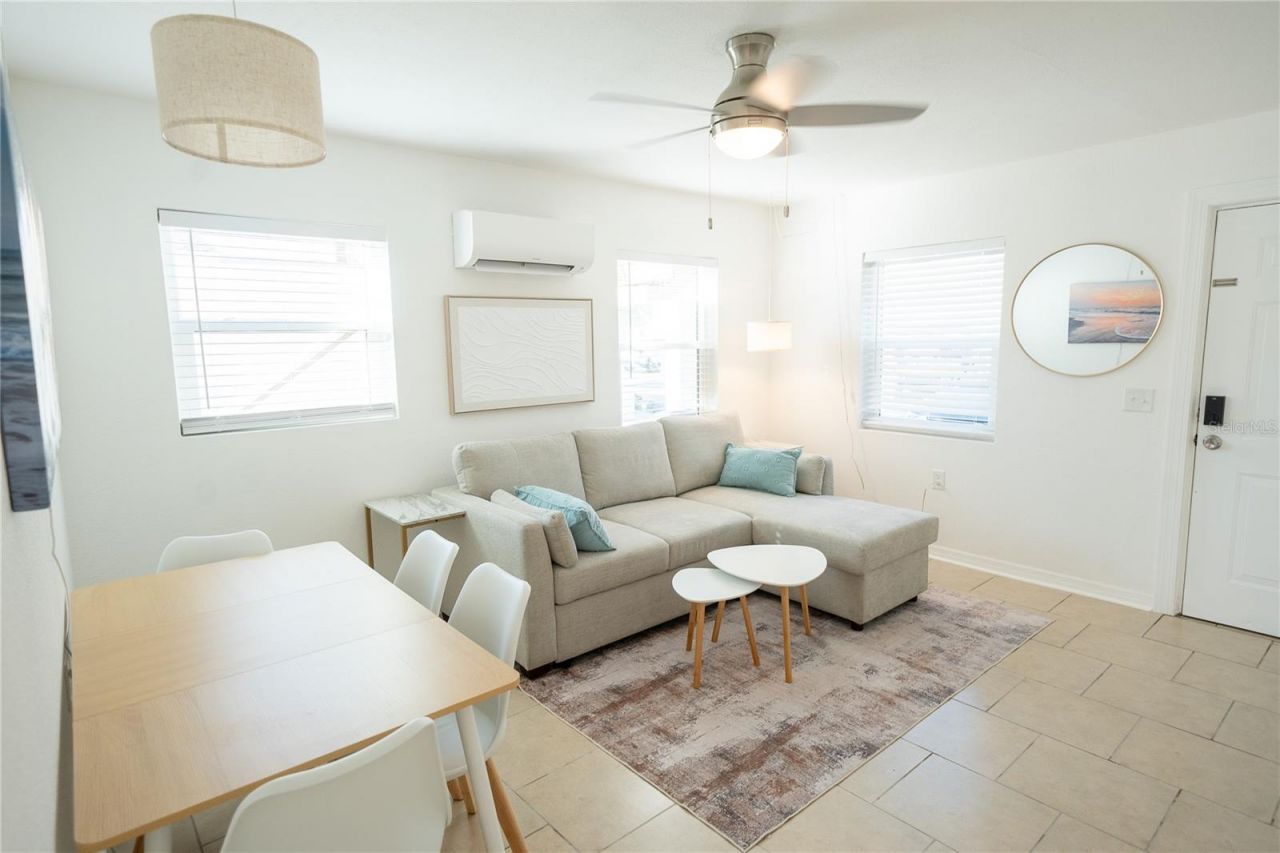 130 177th Ter W, Redington Shores, FL 33708 Photo