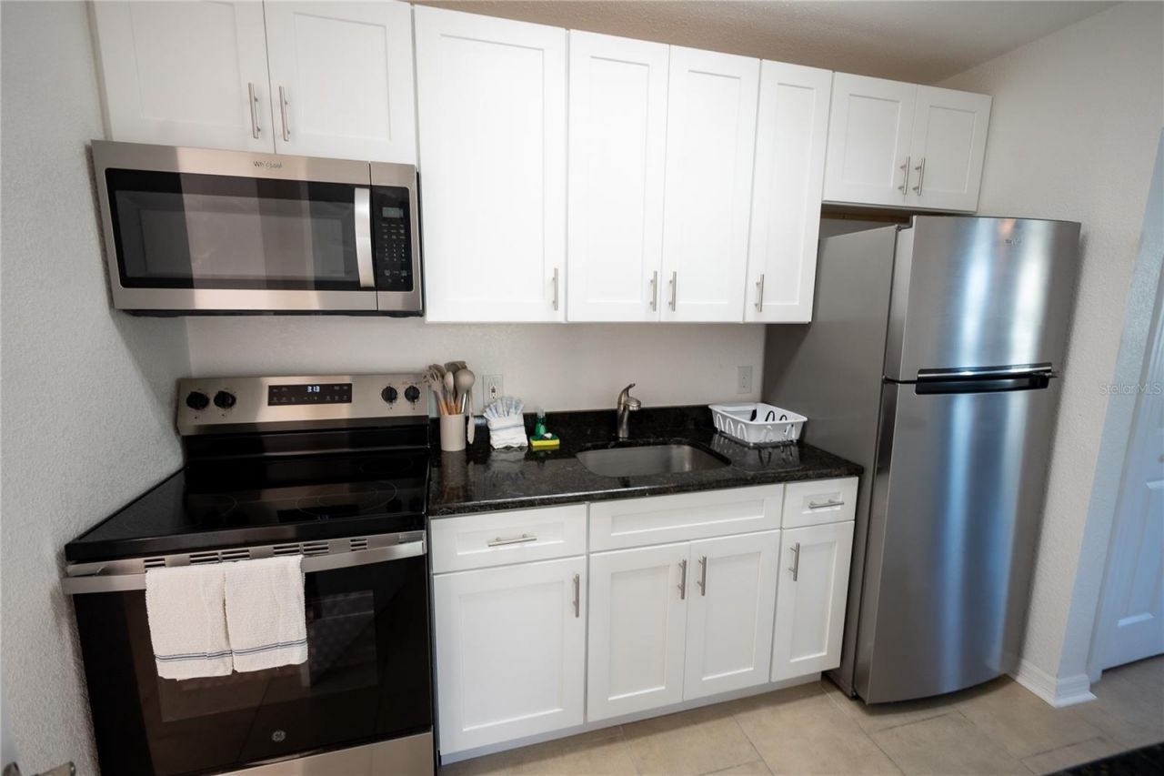 130 177th Ter W, Redington Shores, FL 33708 Photo