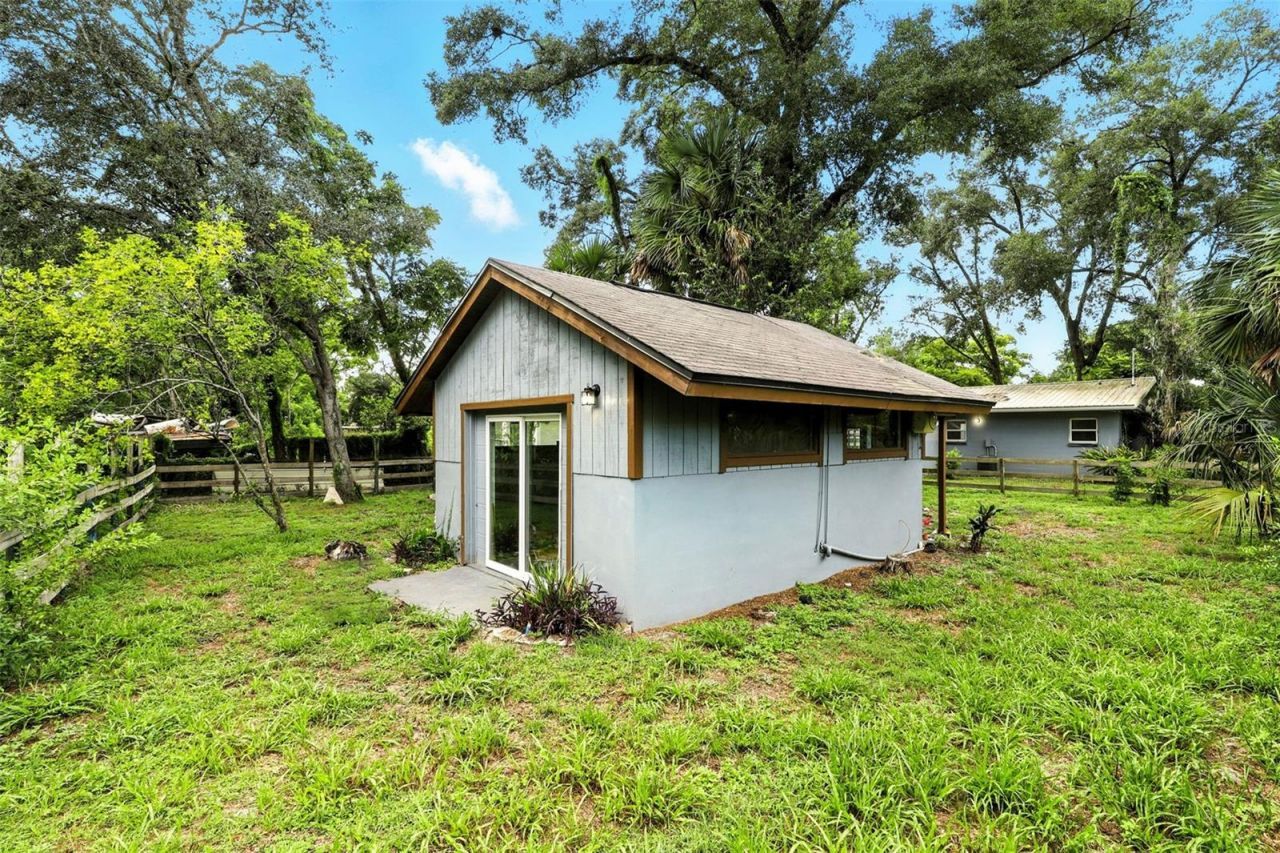 1412 E Voorhis Avenue, Deland, FL 32724 Photo