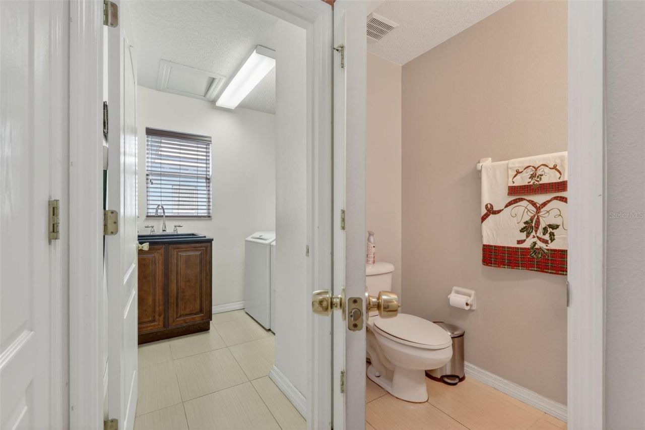 17756 Sterling Pond Lane, Orlando, FL 32820 Photo