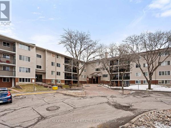 6532 Bilberry Drive , Unit 315, Ottawa, ON K1C4N9