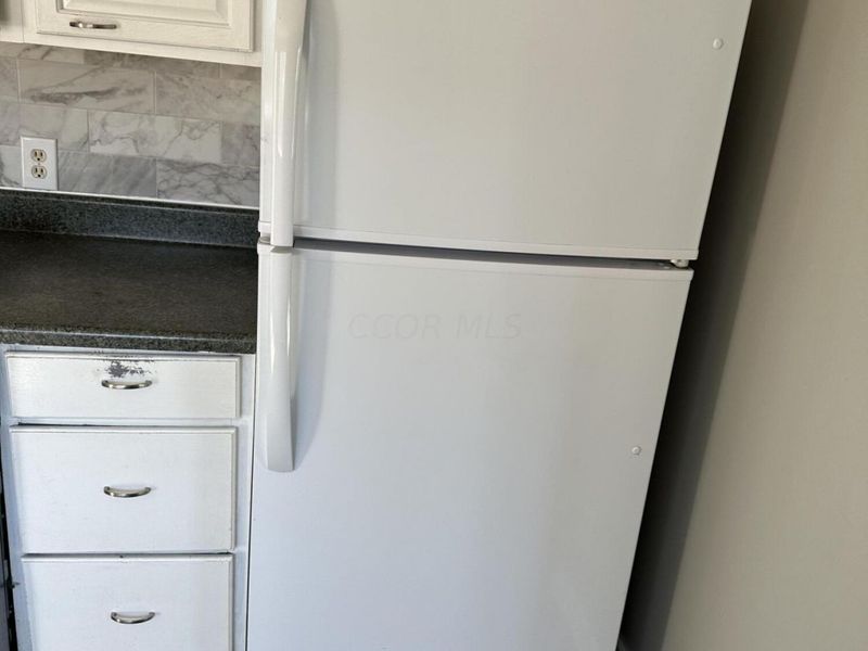 4615 Glenmawr Avenue, Columbus, OH 43224 Photo 6