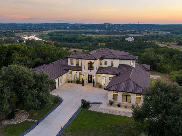 1178 Mystic PKWY, Spring Branch, TX 78070