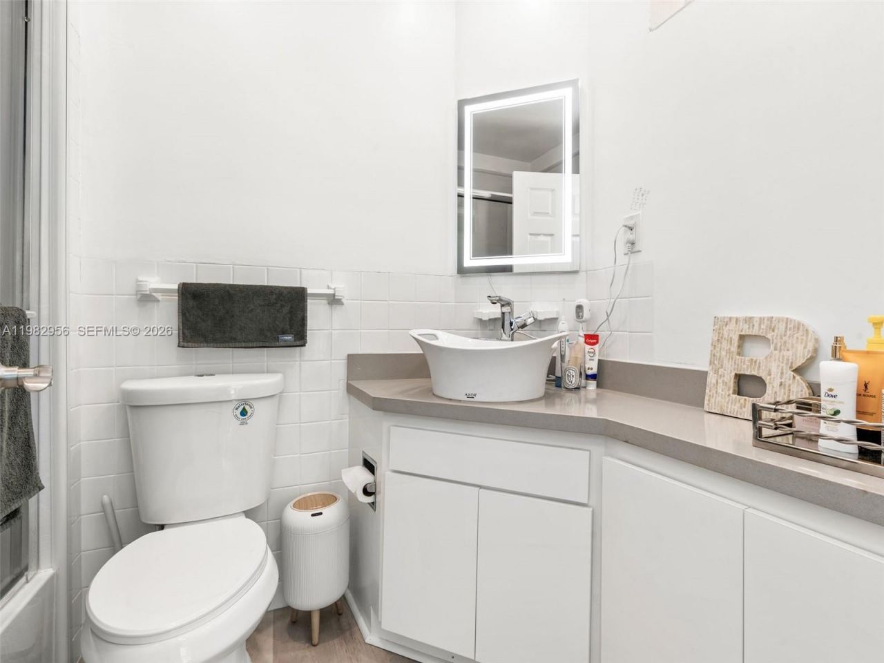 10210 Collins Ave , Unit 202, Bal Harbour, FL 33154 Photo