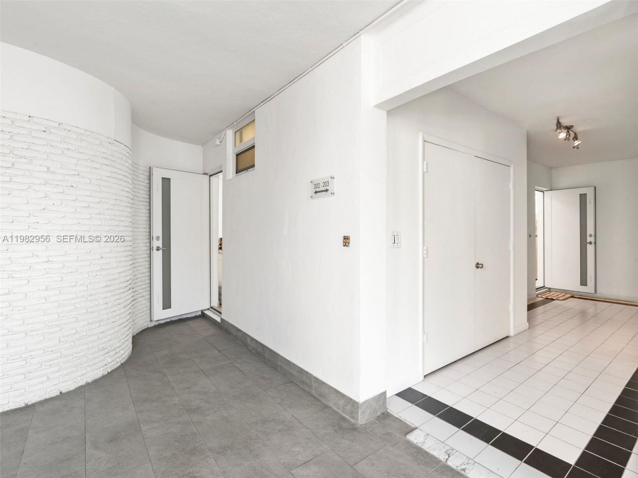 10210 Collins Ave , Unit 202, Bal Harbour, FL 33154 Photo