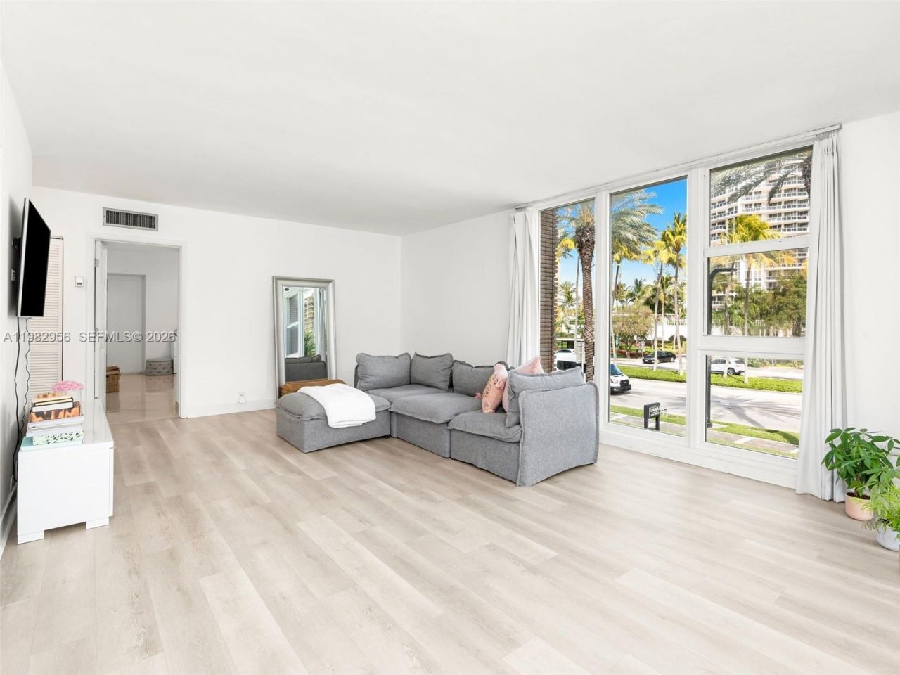 10210 Collins Ave , Unit 202, Bal Harbour, FL 33154 Photo