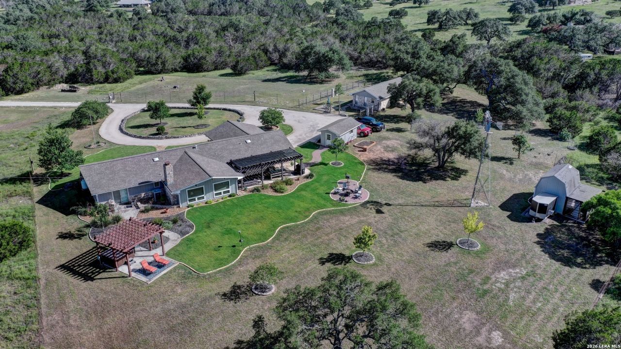 647 Blue Sage Loop, Kerrville, TX 78028 Main Photo