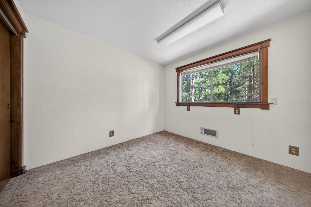 298 Osprey Loop, Unit 6, Lake Almanor, CA 00000 Photo