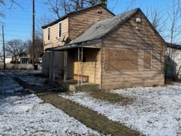 15032 Winchester Avenue , Harvey, IL 60426