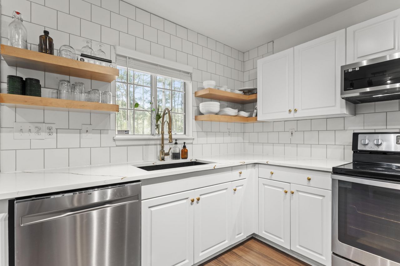 8071 Long Shadow Lane Photo 12