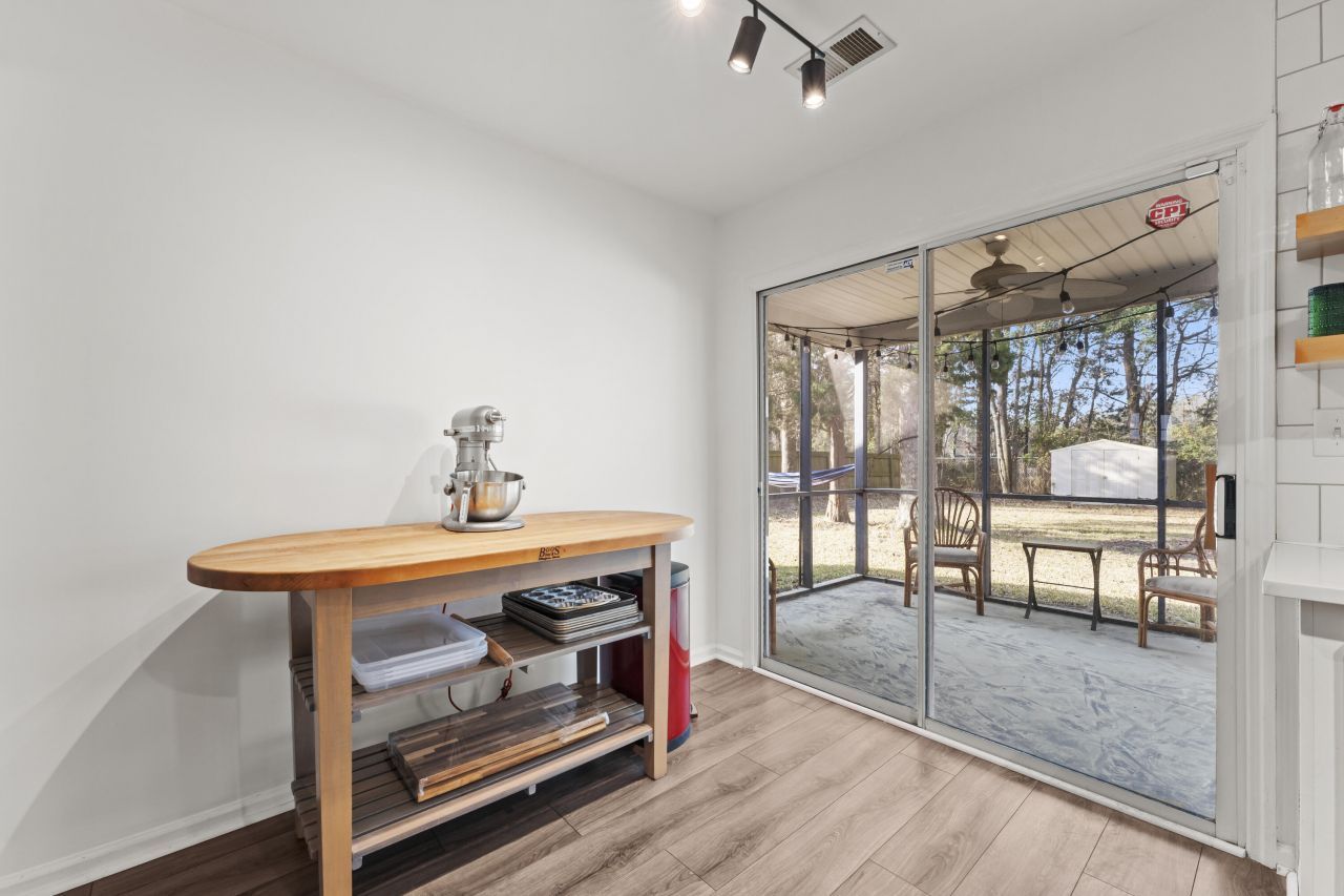 8071 Long Shadow Lane Photo 13