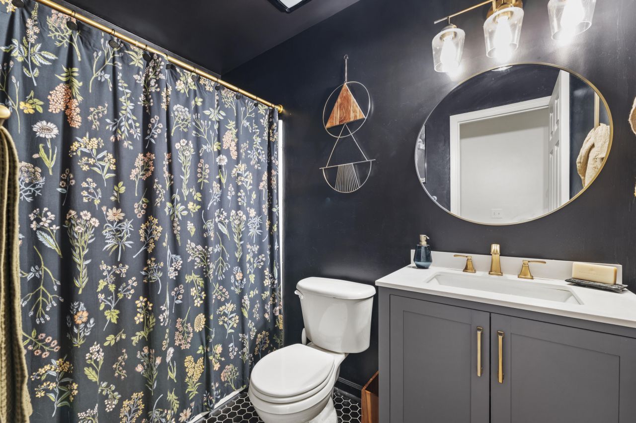 8071 Long Shadow Lane Photo 19