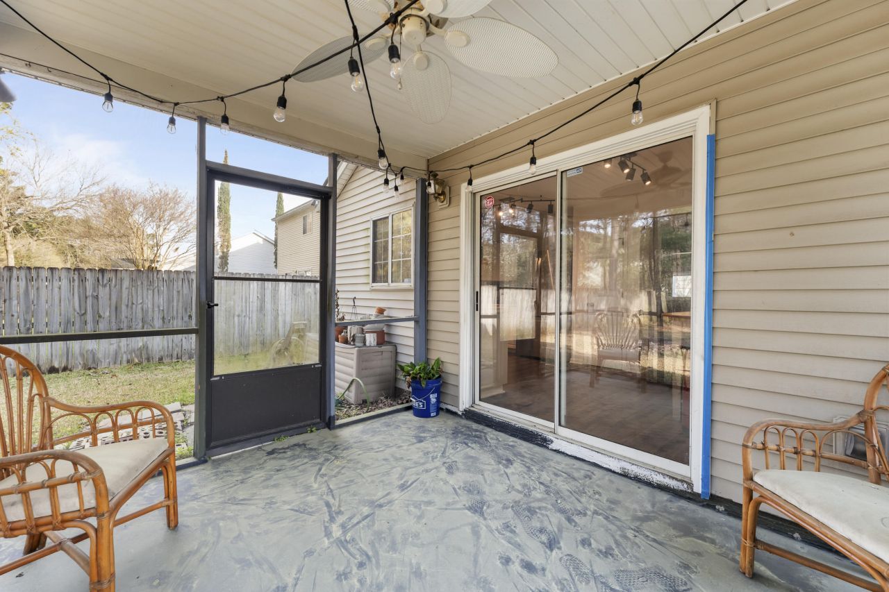 8071 Long Shadow Lane Photo 21