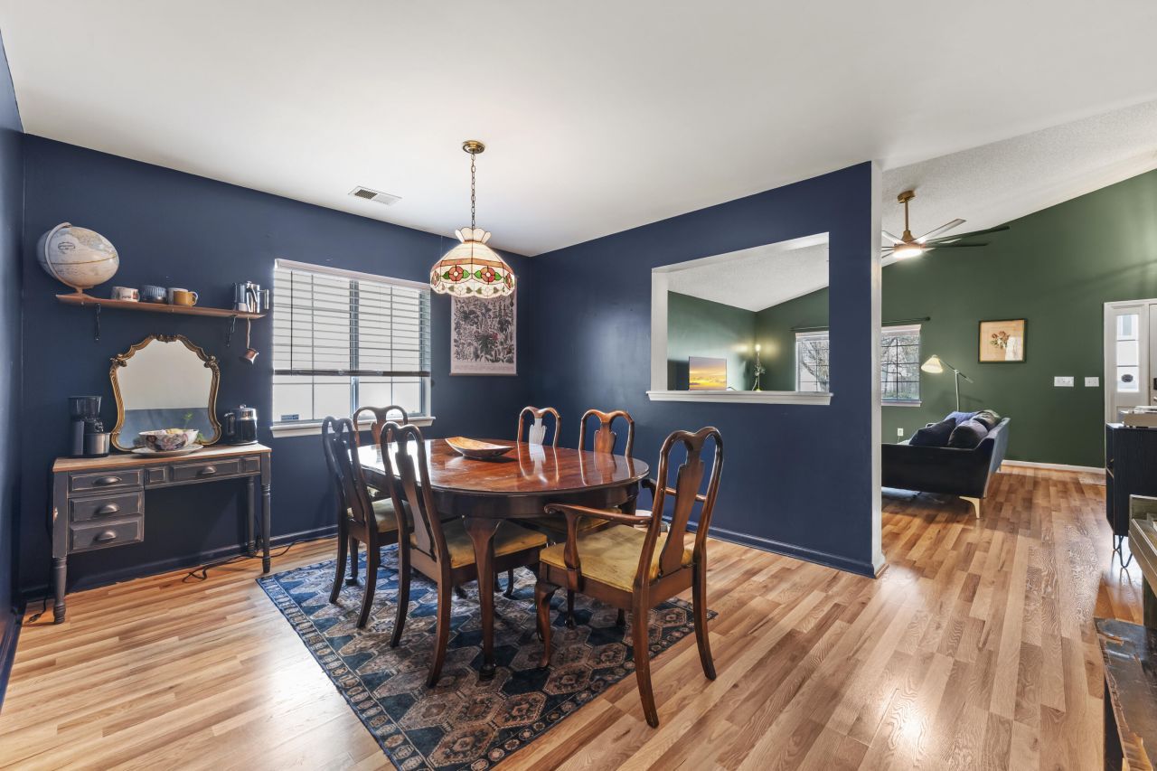 8071 Long Shadow Lane Photo 9