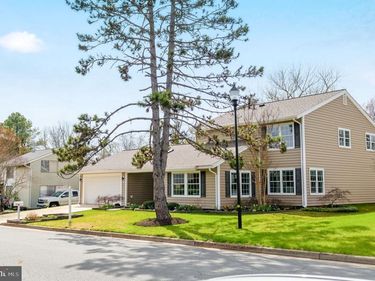 123 S FOX ROAD, STERLING, VA 20164