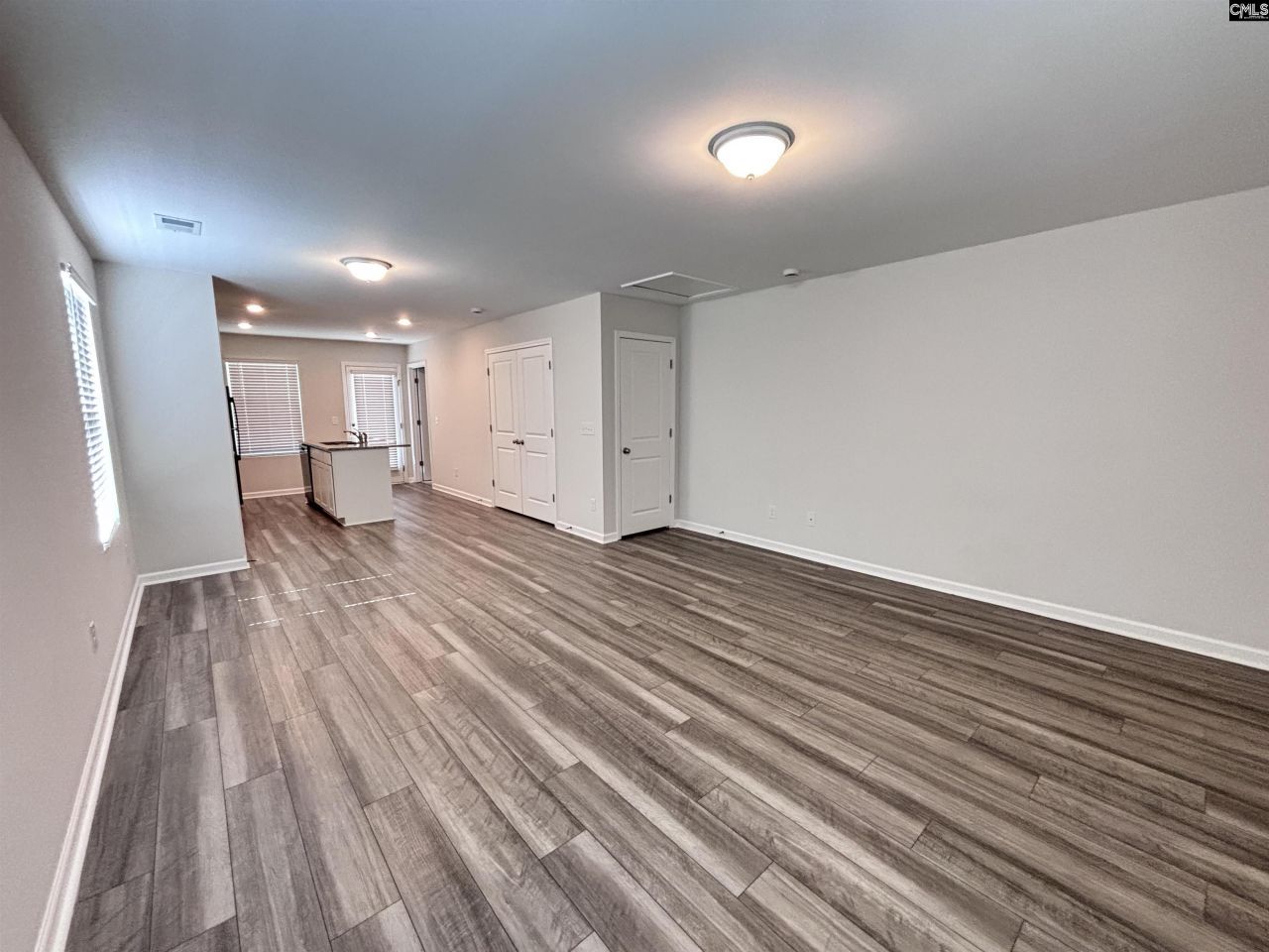 820 Summerwood Lane  Photo 5