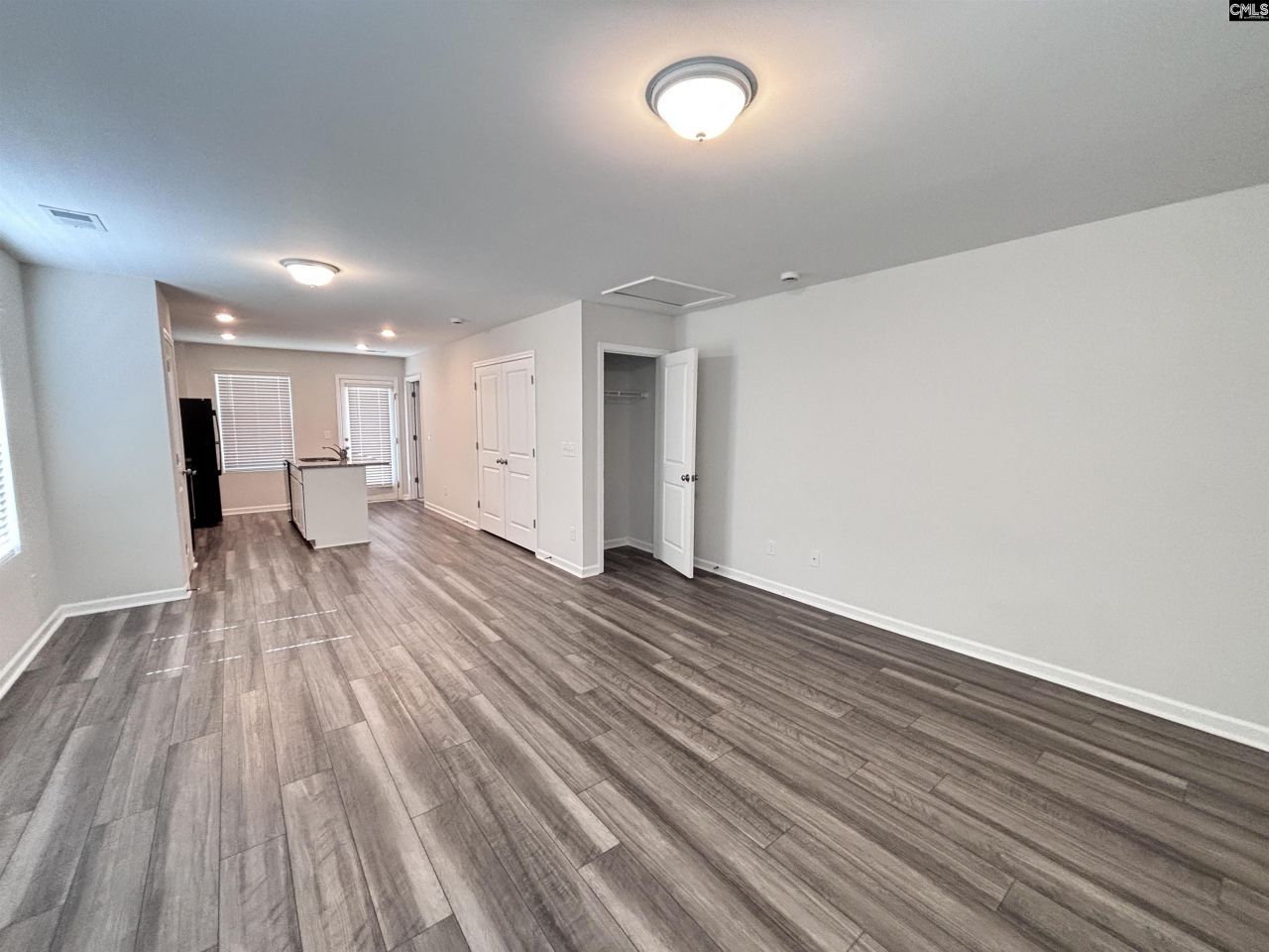 820 Summerwood Lane  Photo 6