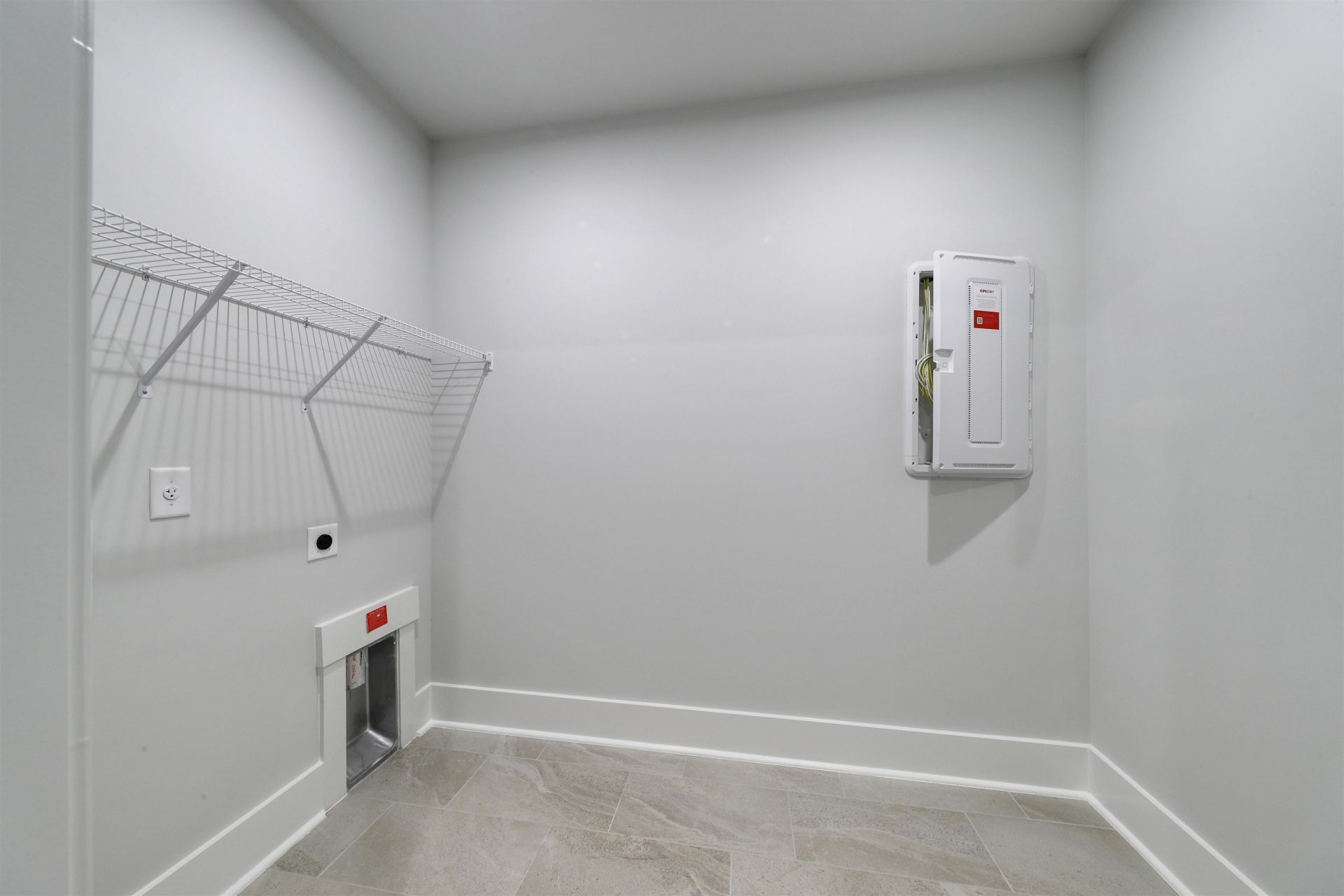 1501 Crested Iris Way Photo 17