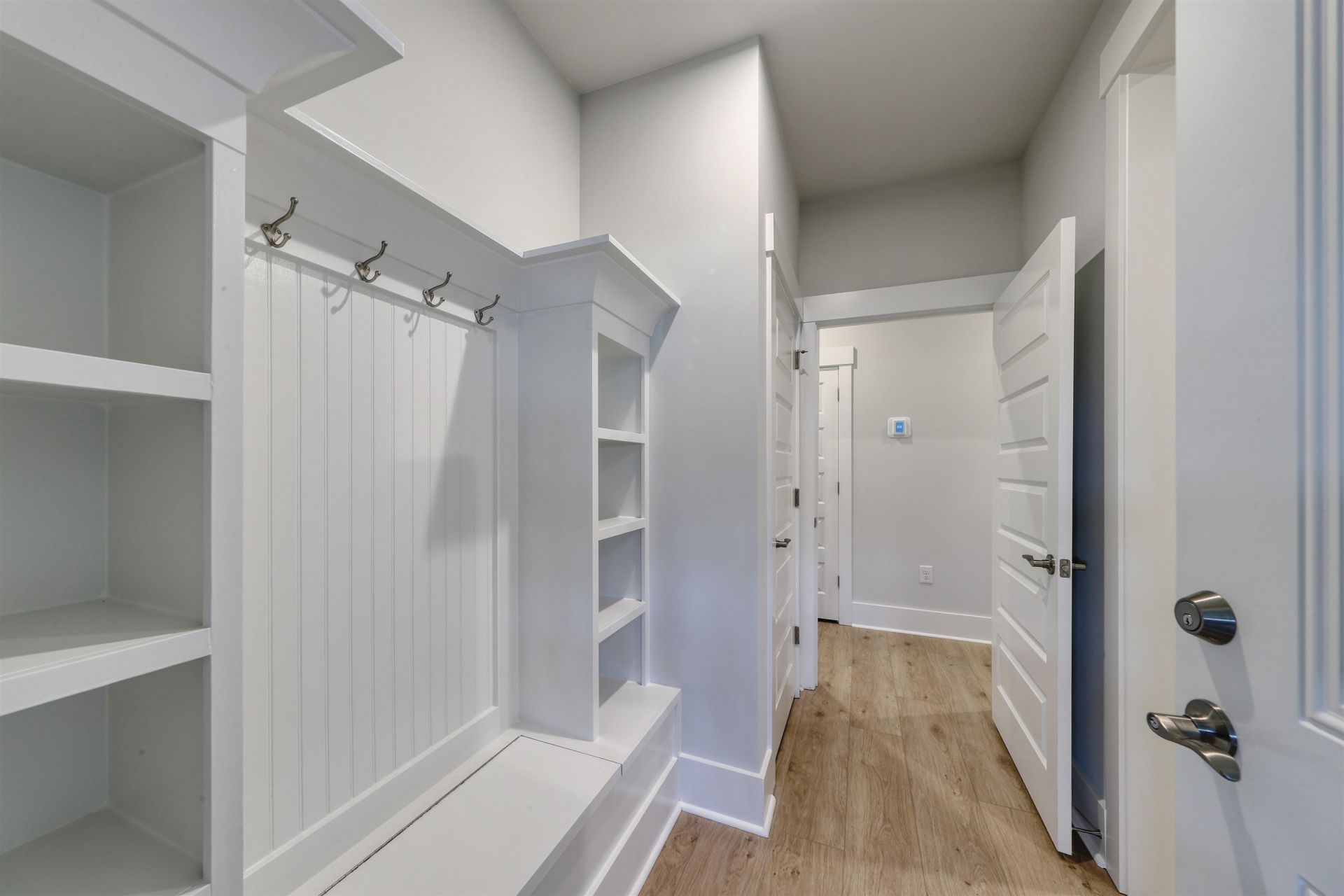 1501 Crested Iris Way Photo 18