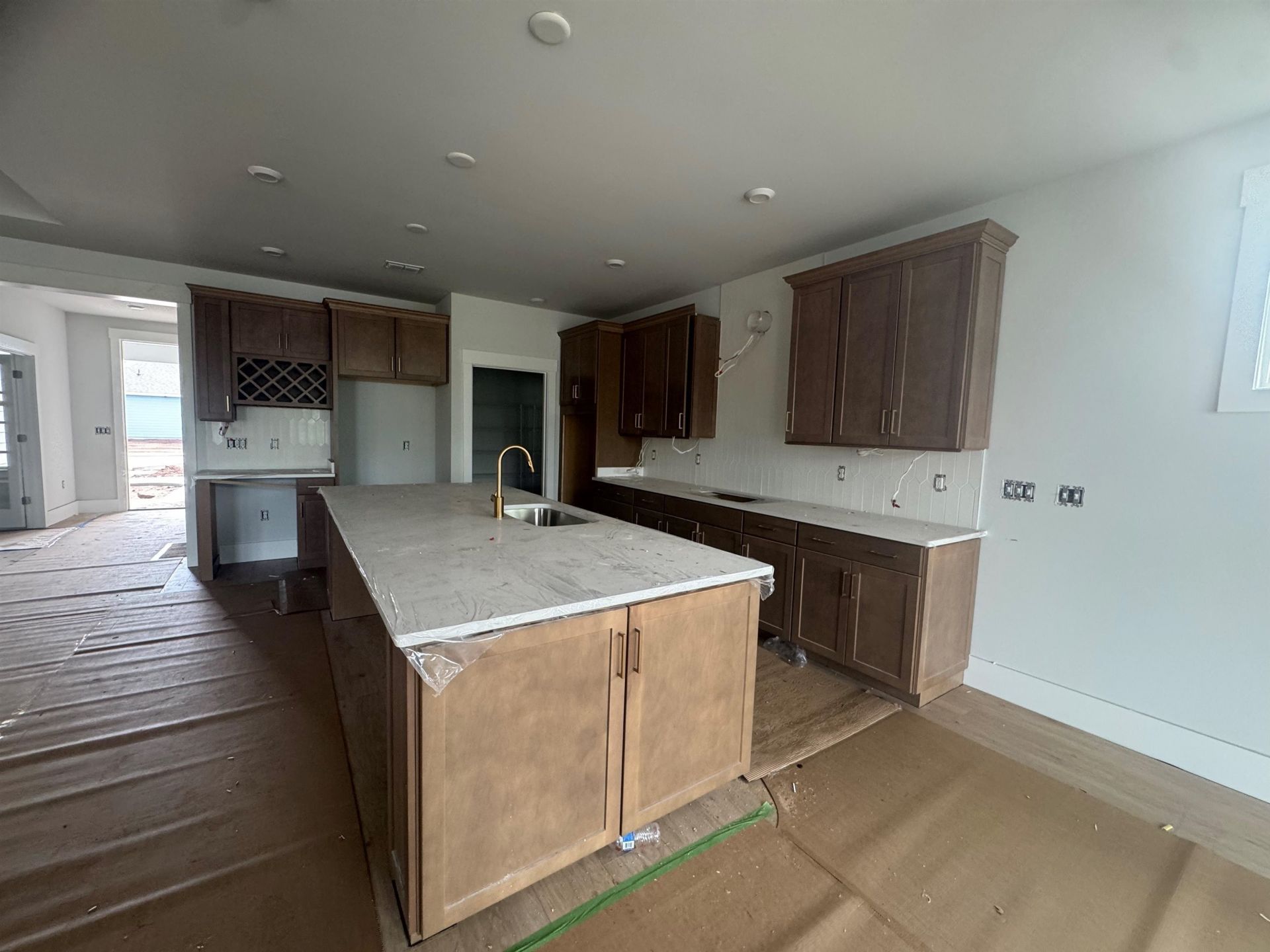 1501 Crested Iris Way Photo 4