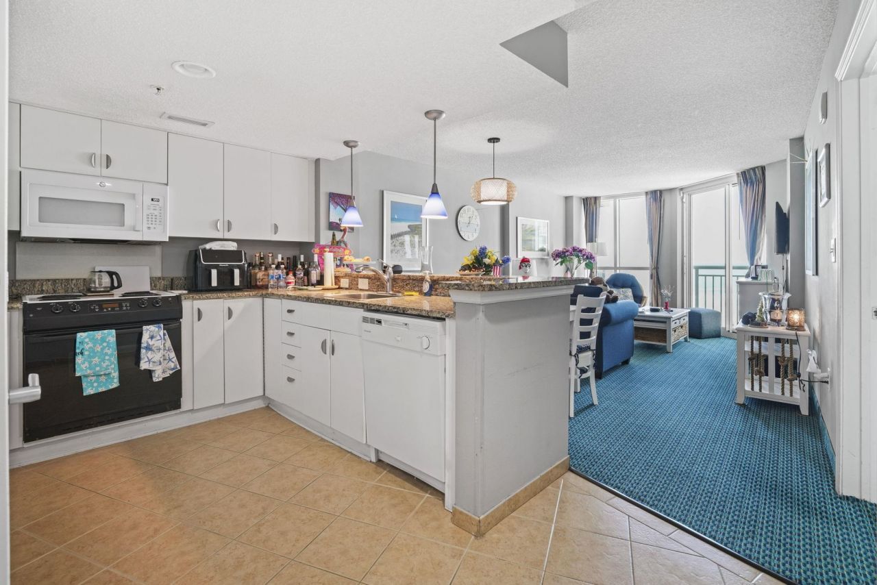 300 N Ocean Blvd. Photo 18