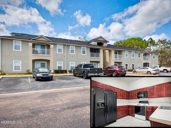 5050 PLAYPEN Drive, Unit 8, Jacksonville, FL 32210