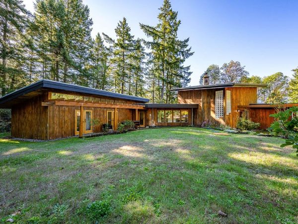 6161 Lacon Rd, Denman Island, BC V0R 1T0