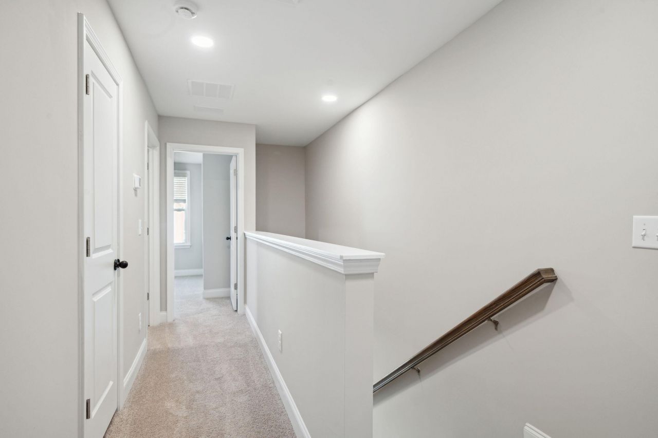 826 Alma Square Drive Photo 21