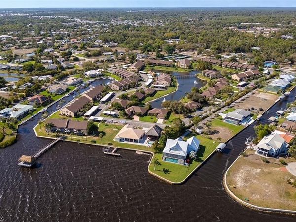 15448 Admiralty CIR, Unit 9, NORTH FORT MYERS, FL 33917