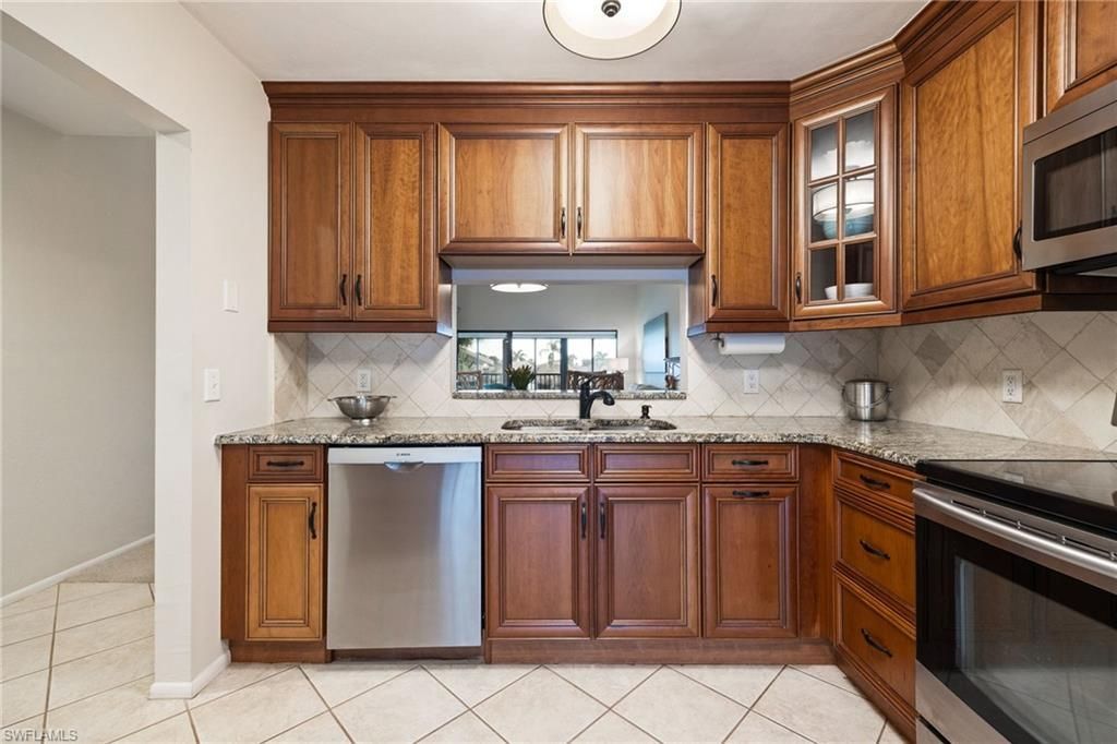 15448 Admiralty Cir, Unit 9, North Fort Myers, FL 33917 Photo
