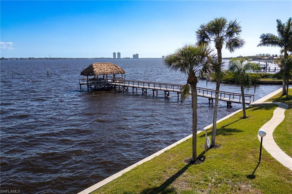 15448 Admiralty Cir, Unit 9, North Fort Myers, FL 33917 Photo