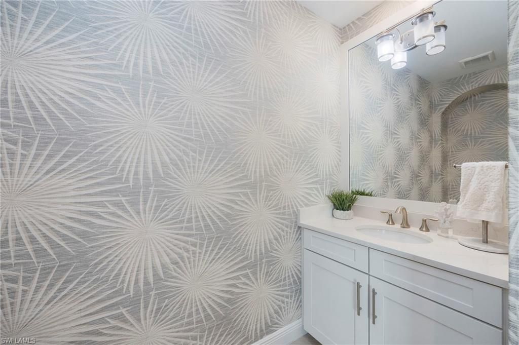 16351 Viansa Way, Unit 202, Naples, FL 34110 Photo