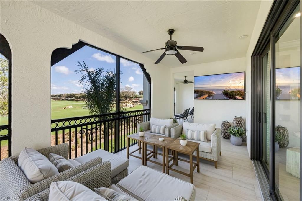 16351 Viansa Way, Unit 202, Naples, FL 34110 Photo