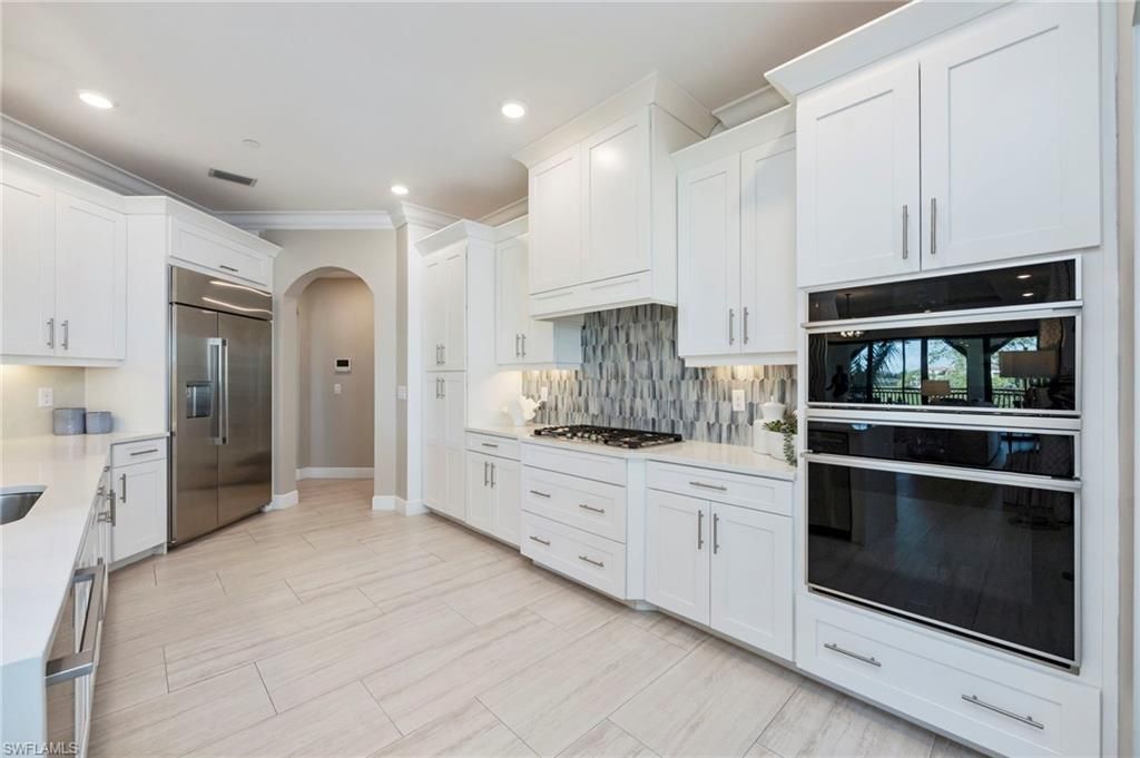 16351 Viansa Way, Unit 202, Naples, FL 34110 Photo