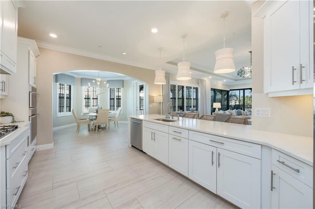 16351 Viansa Way, Unit 202, Naples, FL 34110 Photo