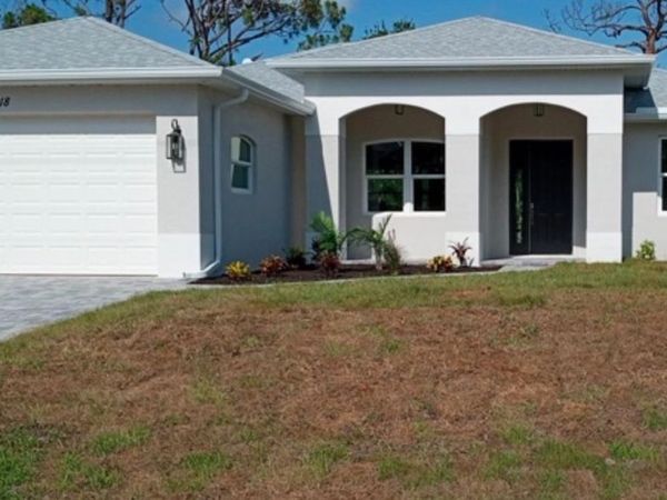 7194 PINEDALE DRIVE, PORT CHARLOTTE, FL 33981