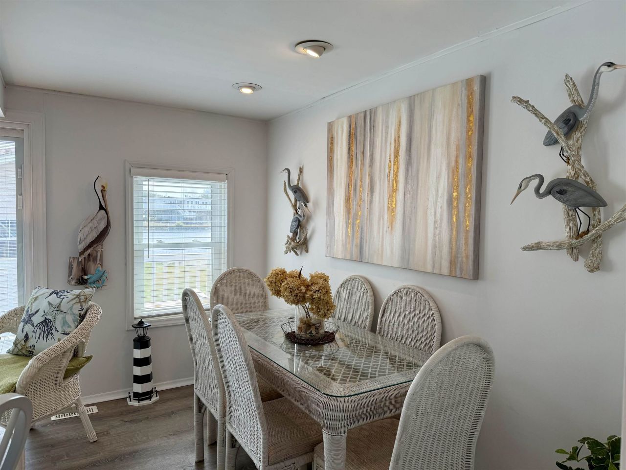 1991 Finch Dr. Photo 21