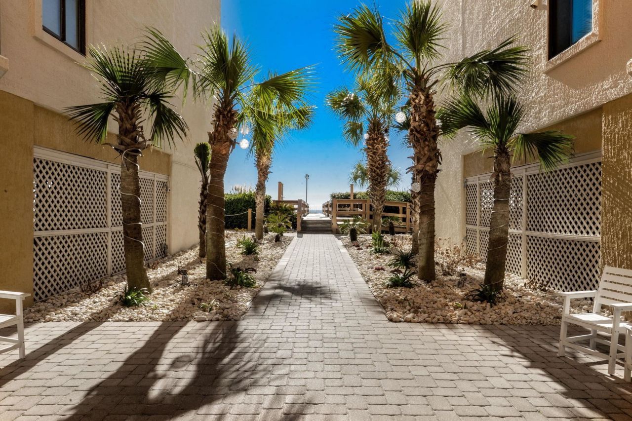 201 S Ocean Blvd. S Photo 30