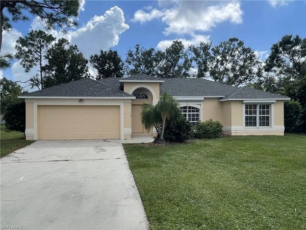 9758 Country Oaks DR, FORT MYERS, FL 33967