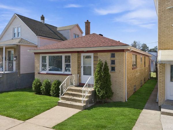 2110 N Marmora Avenue, Chicago, IL 60639