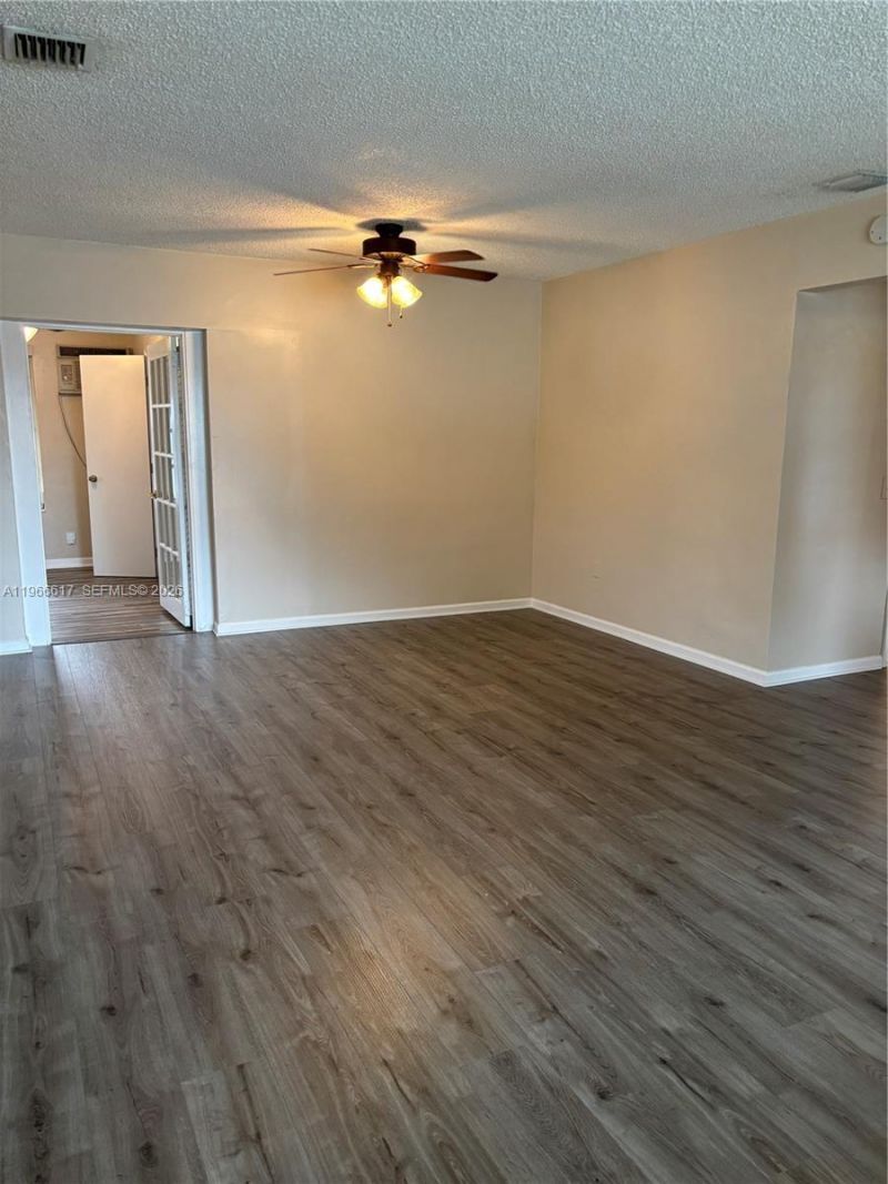 8371 NW 15th Ct , Pembroke Pines, FL 33024 Photo