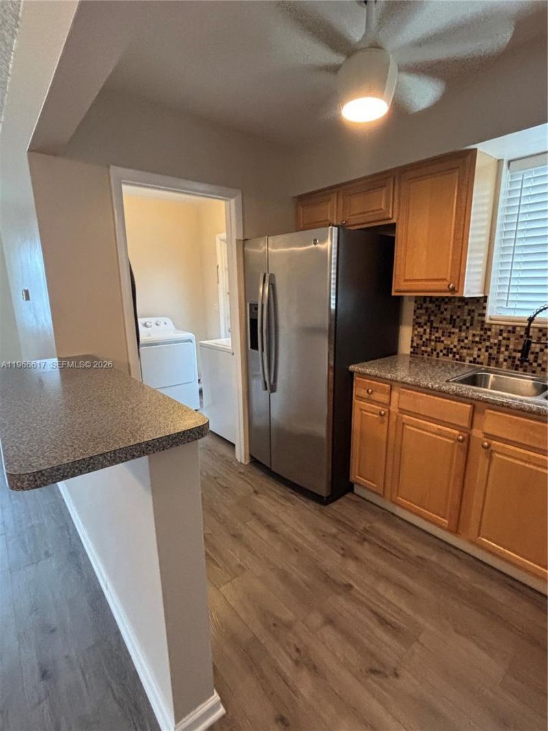 8371 NW 15th Ct , Pembroke Pines, FL 33024 Photo