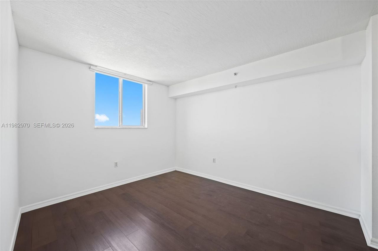 102 SW 6th Ave, Unit 605, Miami, FL 33130 Photo