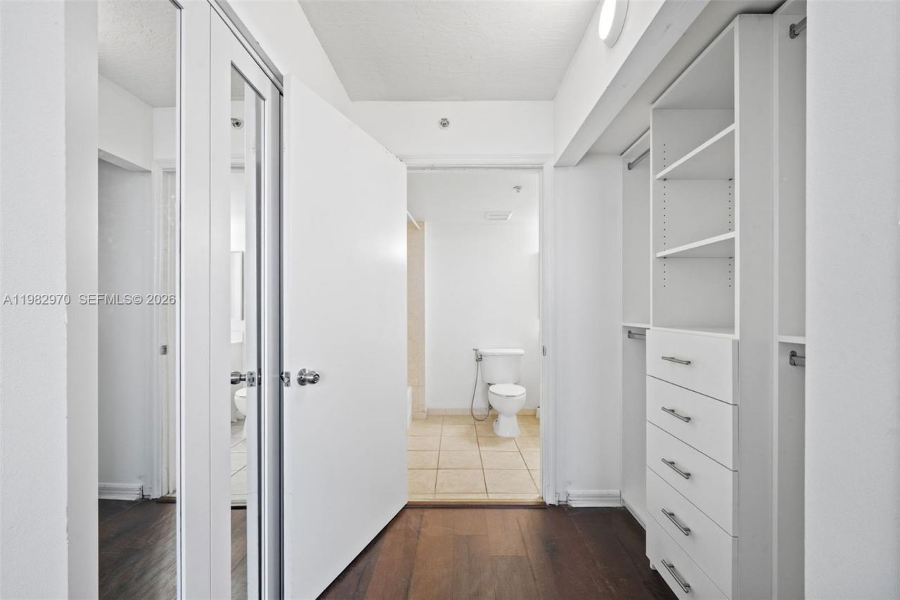 102 SW 6th Ave, Unit 605, Miami, FL 33130 Photo