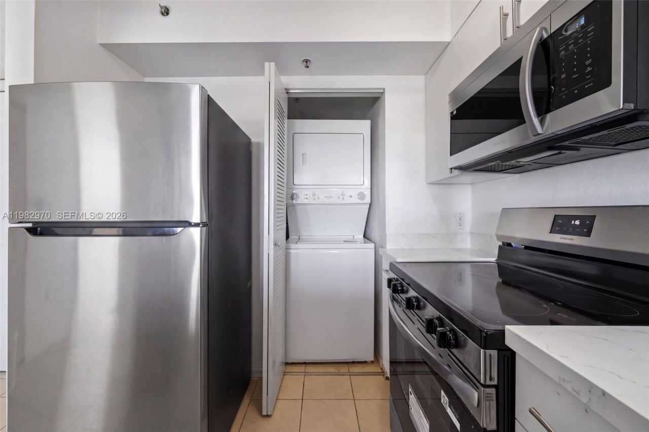 102 SW 6th Ave, Unit 605, Miami, FL 33130 Photo
