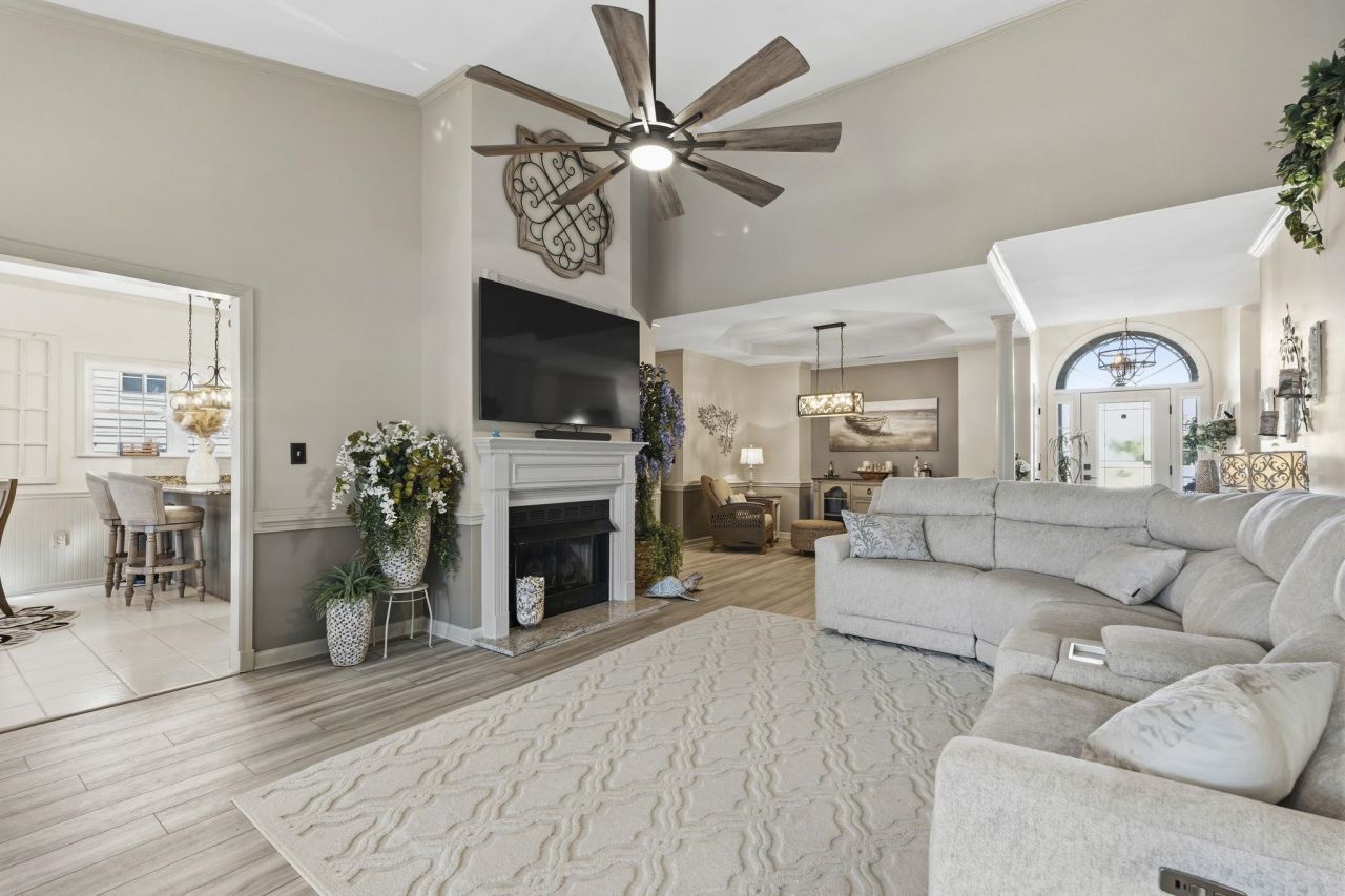 4336 Deer Run Ave. Photo 5