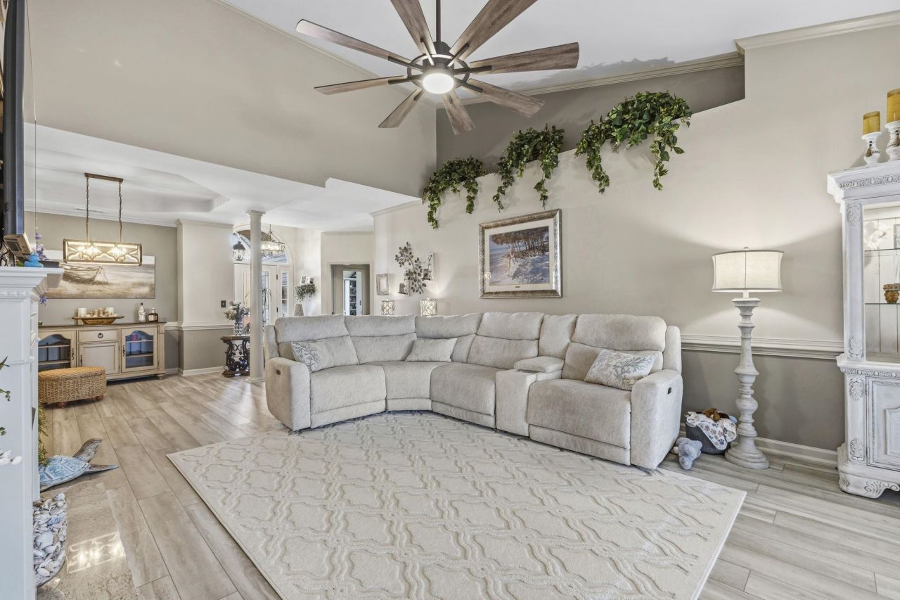 4336 Deer Run Ave. Photo 6