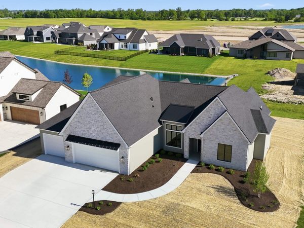 12242 Rain Lily Court, Fort Wayne, IN 46814