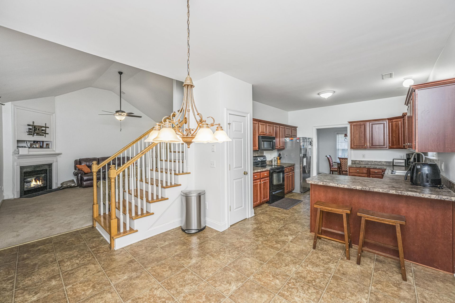 1409 Bloomingdale Lane Photo 18